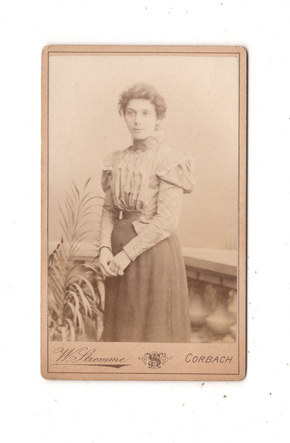 Fotografie Feine Dame - Korbach um 1890