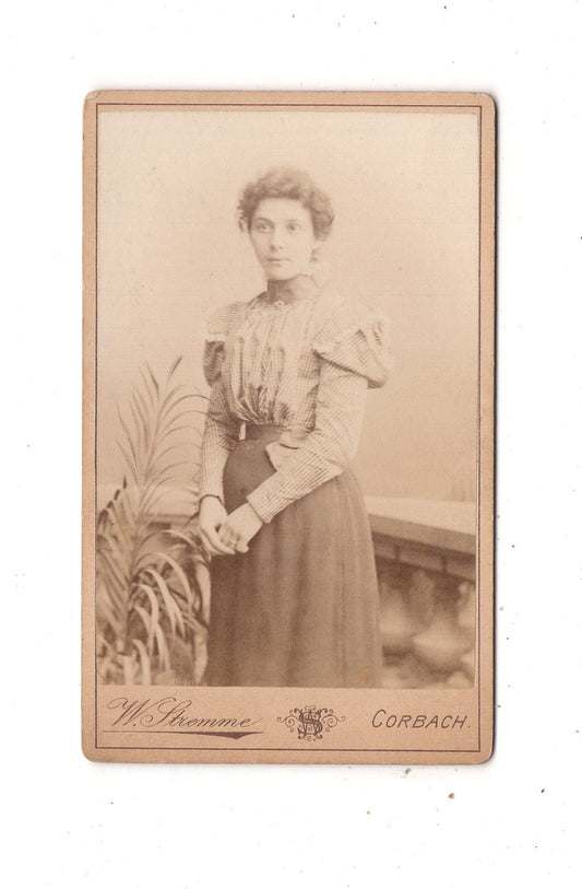 Fotografie Feine Dame - Korbach um 1890