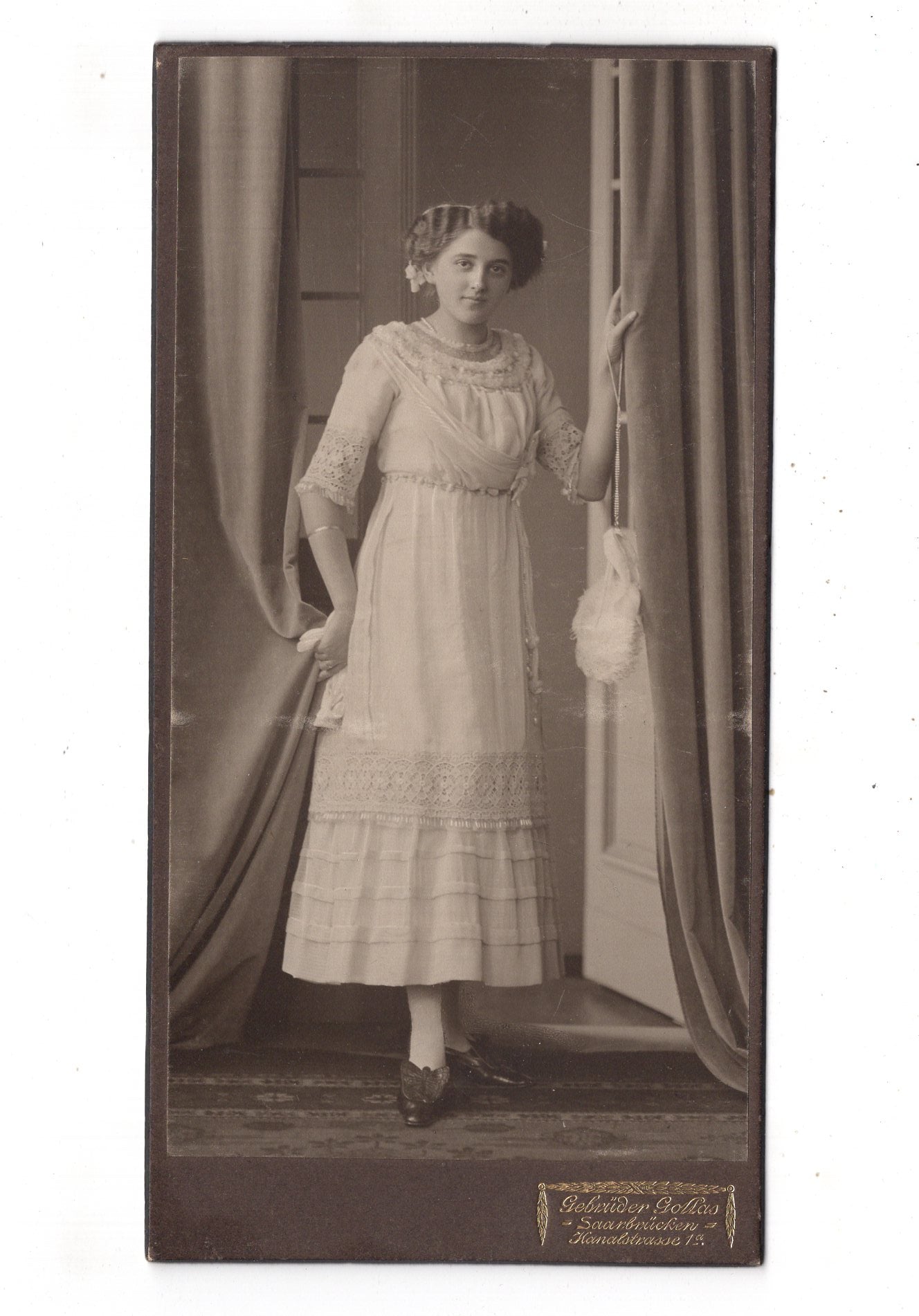 Fotografie Feines junges Mädchen - Saarbrücken  / Bonn 1900er