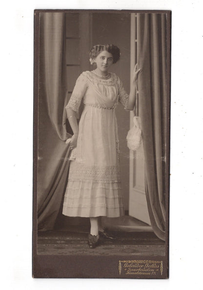 Fotografie Feines junges Mädchen - Saarbrücken  / Bonn 1900er