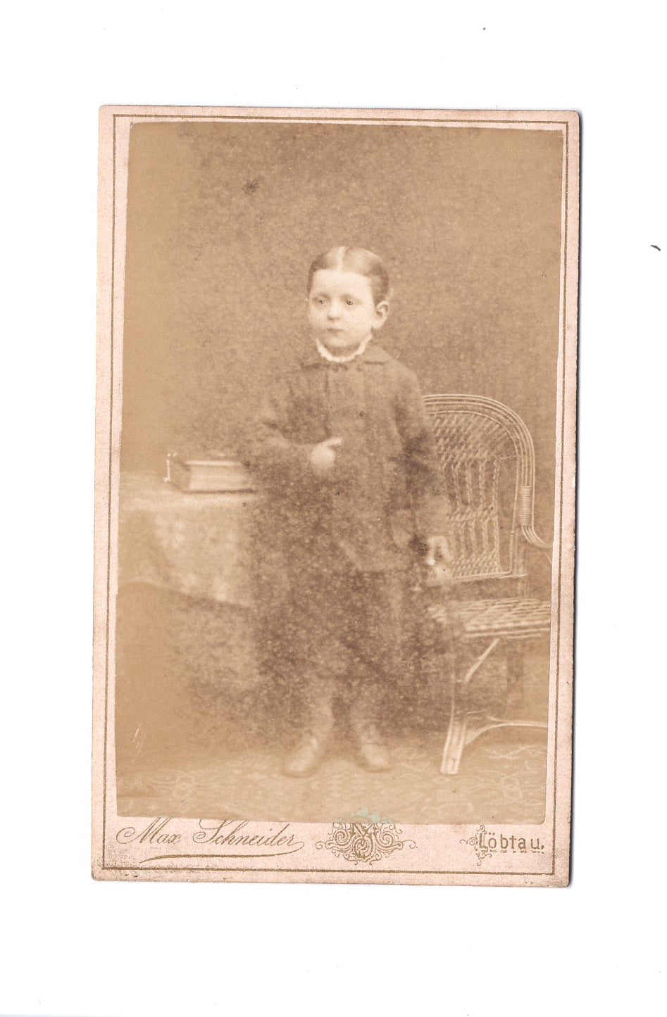 Fotografie Niedlicher kleiner Junge - Löbtau-Dresden um 1880