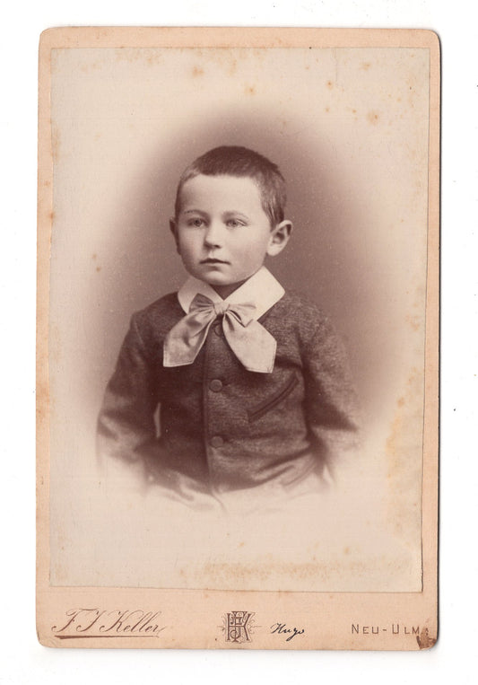Fotografie Niedlicher kleiner Junge - Neu-Ulm 1880er / CAB U-29