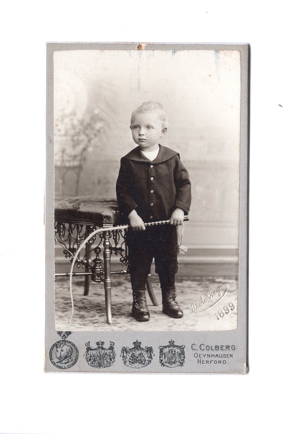 Fotografie Niedlicher kleiner Junge - Bad Oeynhausen / Herford 1899