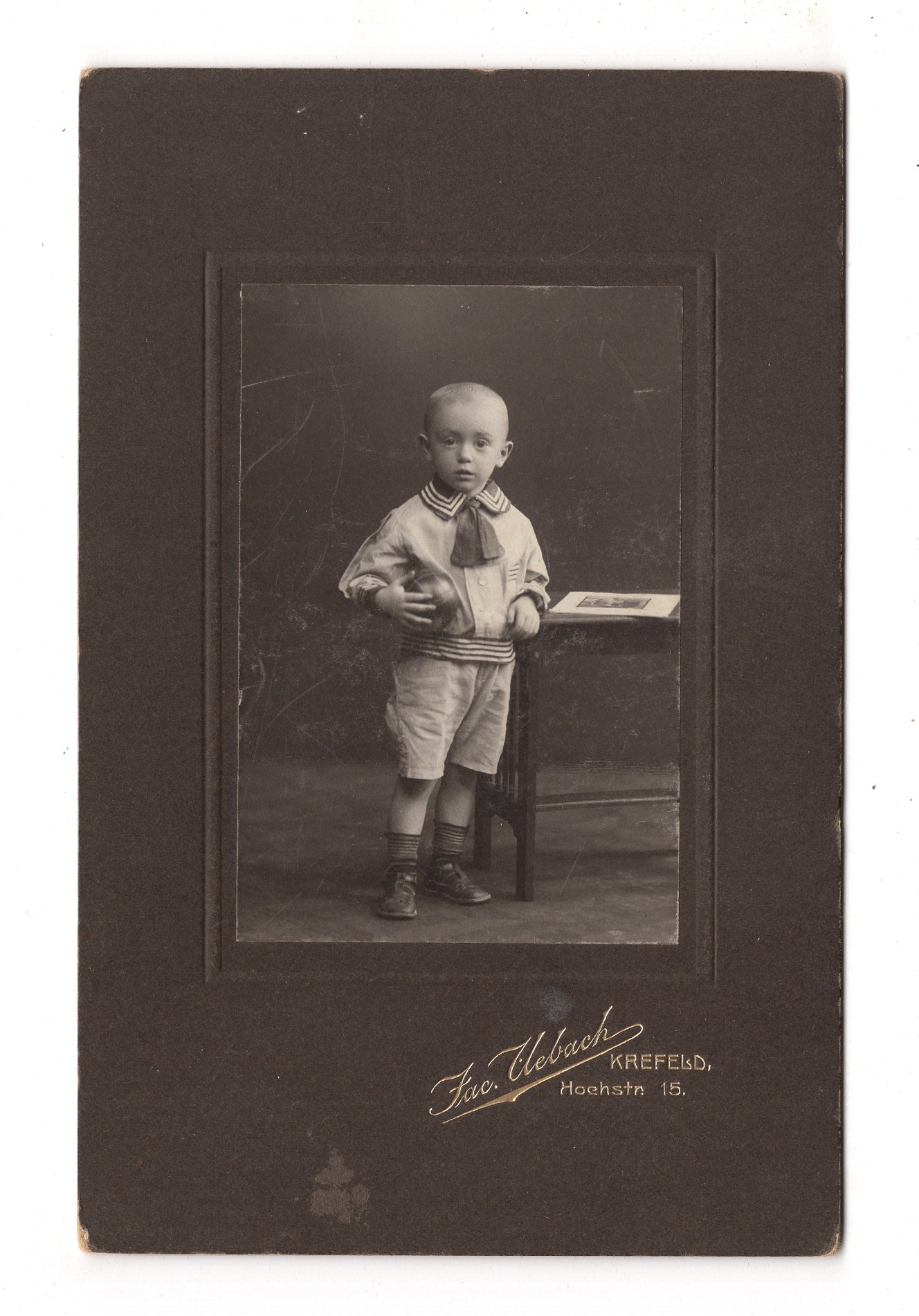 Fotografie Niedlicher kleiner Junge - Krefeld 1910er