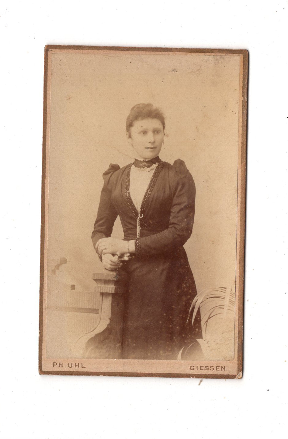 Fotografie Feine Dame - Gießen um 1890 / CDV L1-30