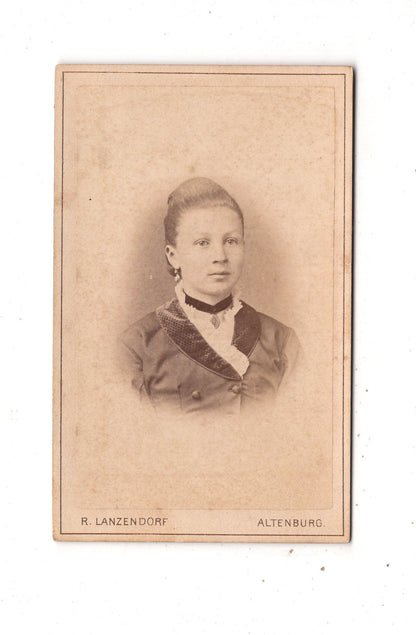 Fotografie Damenportrait - Altenburg um 1880