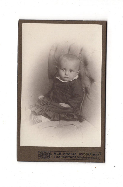 Fotografie Niedliches kleines Kind - Darmstadt 1900er
