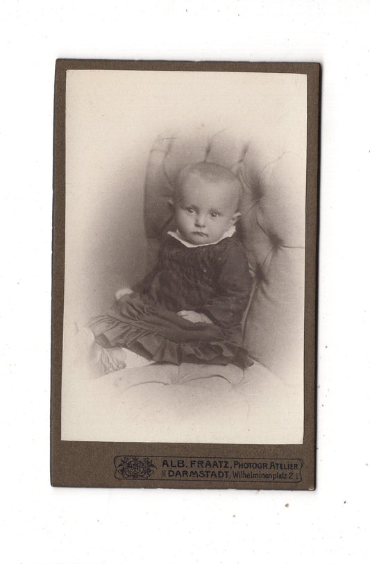 Fotografie Niedliches kleines Kind - Darmstadt 1900er