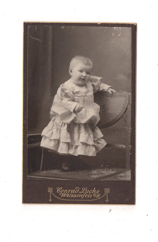 Fotografie Niedliches kleines Kind - Weißenfels um 1910 / CDV M1-32