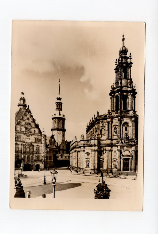 Ansichtskarte Dresden / Schloss und Hofkirche
