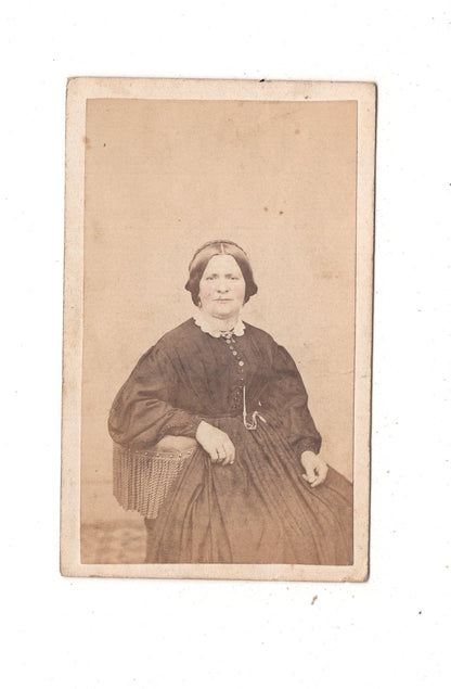 Fotografie Feine Dame - Reading / USA 1860er / CDV L1-30