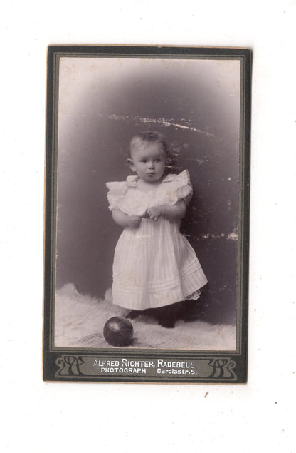 Fotografie Niedlicher kleiner Junge / benannt - Radebeul 1900er / CDV M1-32