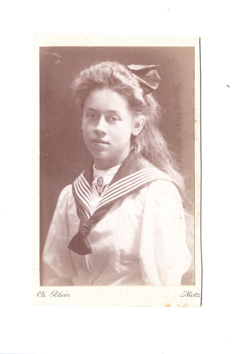 Fotografie Feines junges Mädchen - Metz um 1920