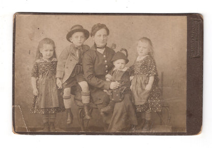 Fotografie Feine Dame mit kleinen Kindern & Widmung - Hamborn-Bruckhausen 1910er