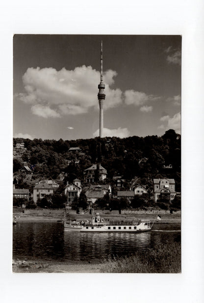 Ansichtskarte Dresden-Wachwitz / MS Torgau am Fernsehturm