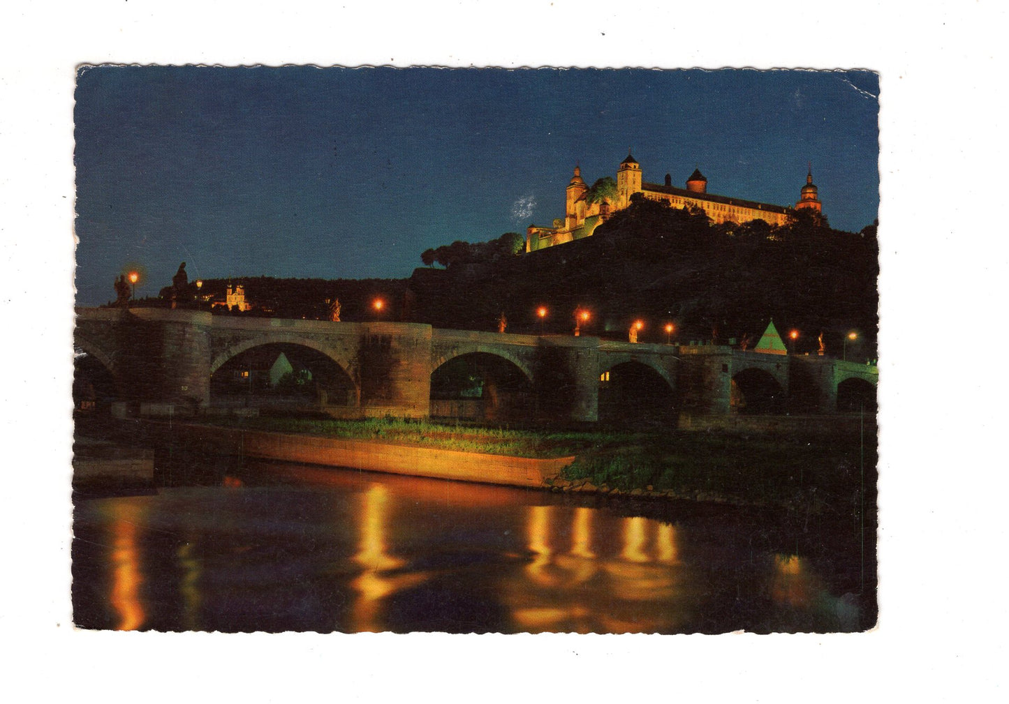 Ansichtskarte Würzburg / Alte Mainbrücke und Festung Marienberg / M1-52