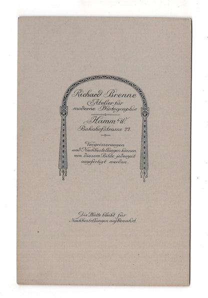 Fotografie Feine Dame mit kleinem Jungen - Hamm in Westfalen 1900er