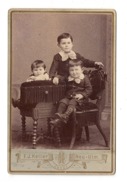 Fotografie Niedliche kleine Kinder - Neu-Ulm 1880er / CAB U-31