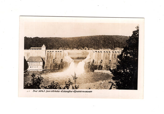 Ansichtskarte Die 1943 zerstörte Edersee-Sperrmauer