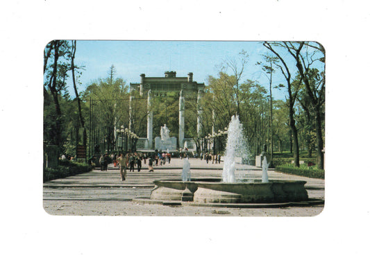Ansichtskarte Mexico City / Monumento a los Ninos Heroes y el Castillo / Mexiko