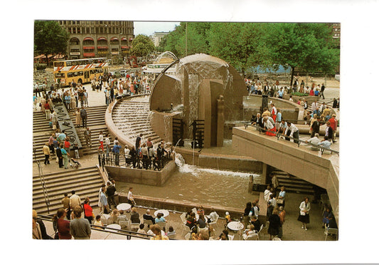 Ansichtskarte Berlin / Brunnen an der Gedächtniskirche