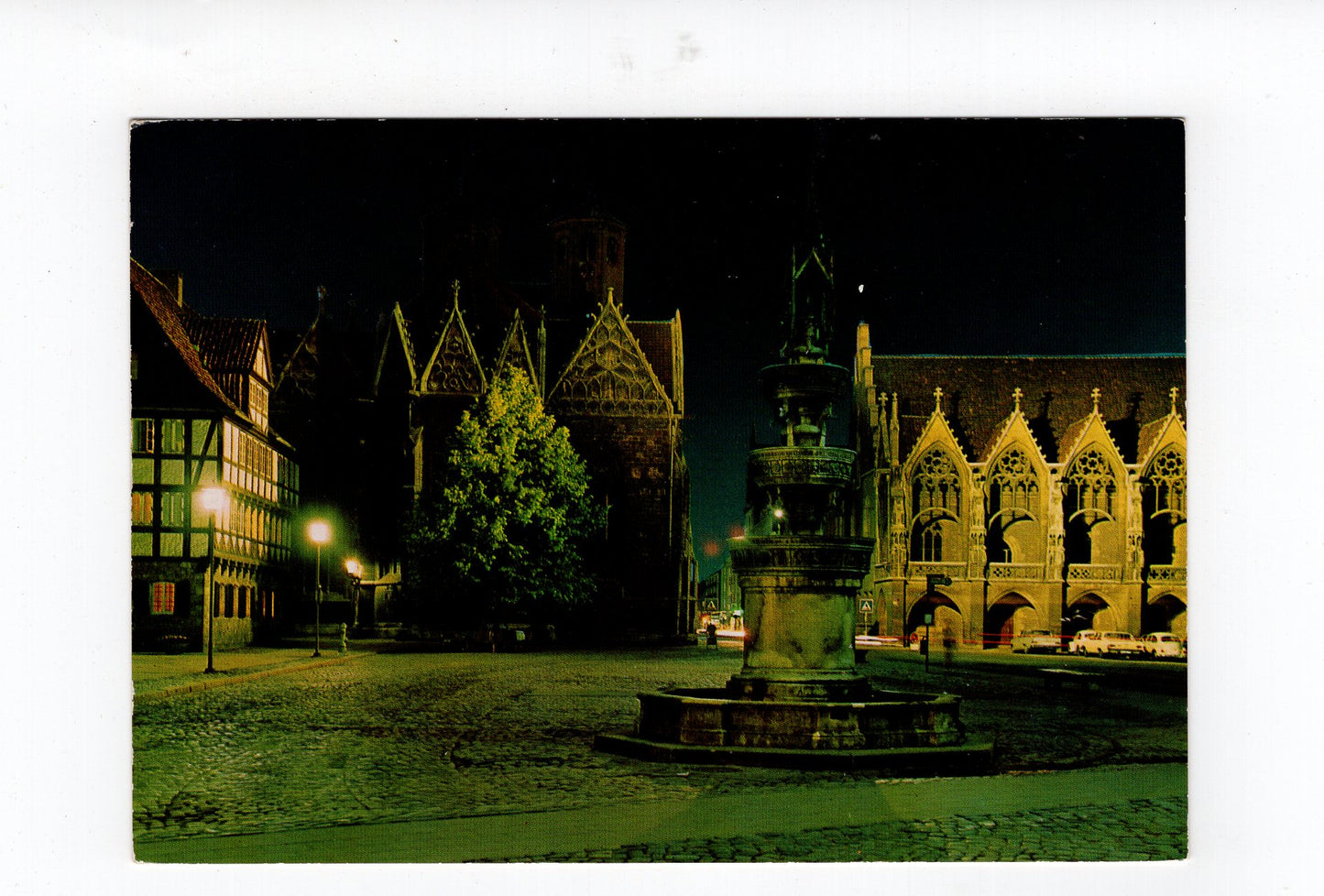 Ansichtskarte Braunschweig / Altstadtmarkt mit Rathaus +++