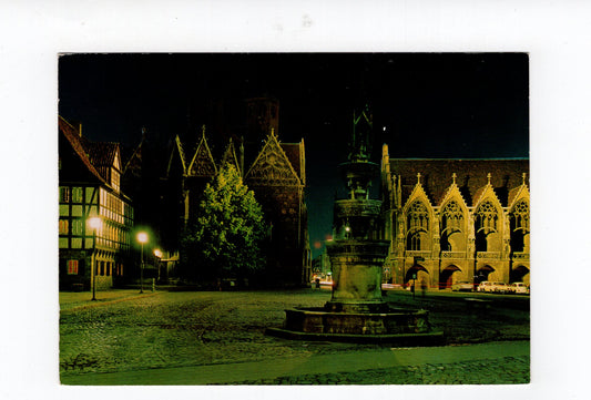 Ansichtskarte Braunschweig / Altstadtmarkt mit Rathaus +++