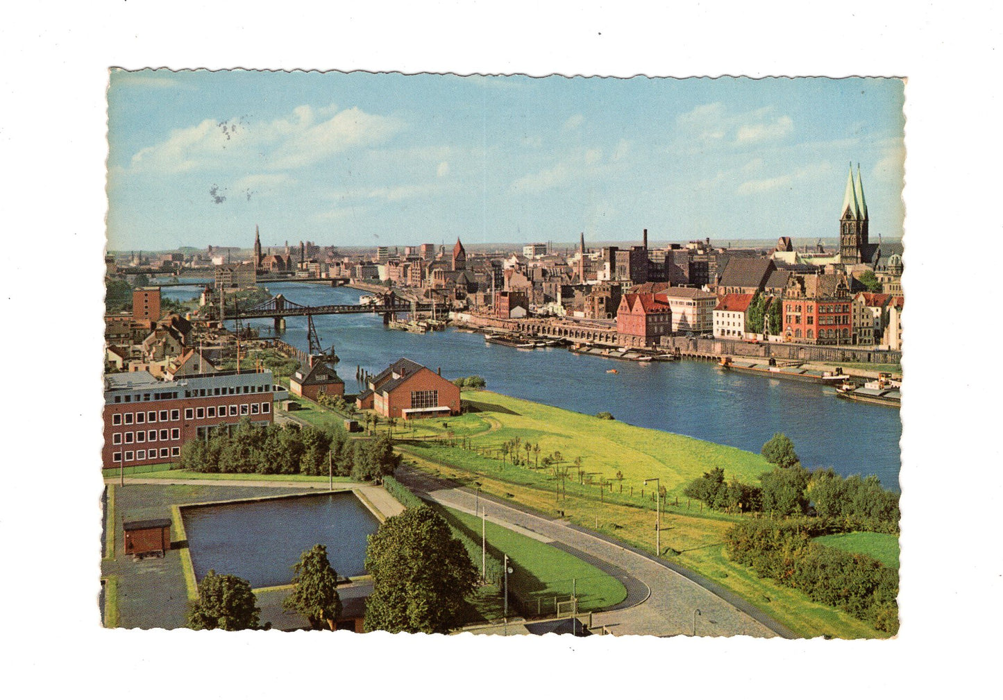 Ansichtskarte Bremen / Weser und Stadtansicht