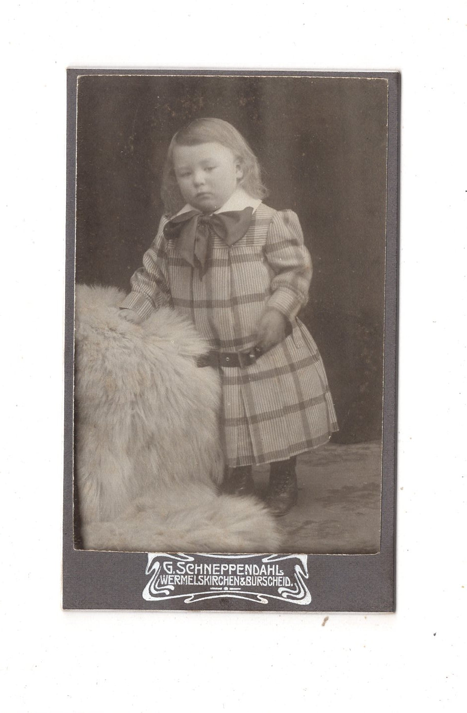 Fotografie Niedlicher kleiner Junge - Wermelskirchen & Burscheid 1900er / CDV M1-13