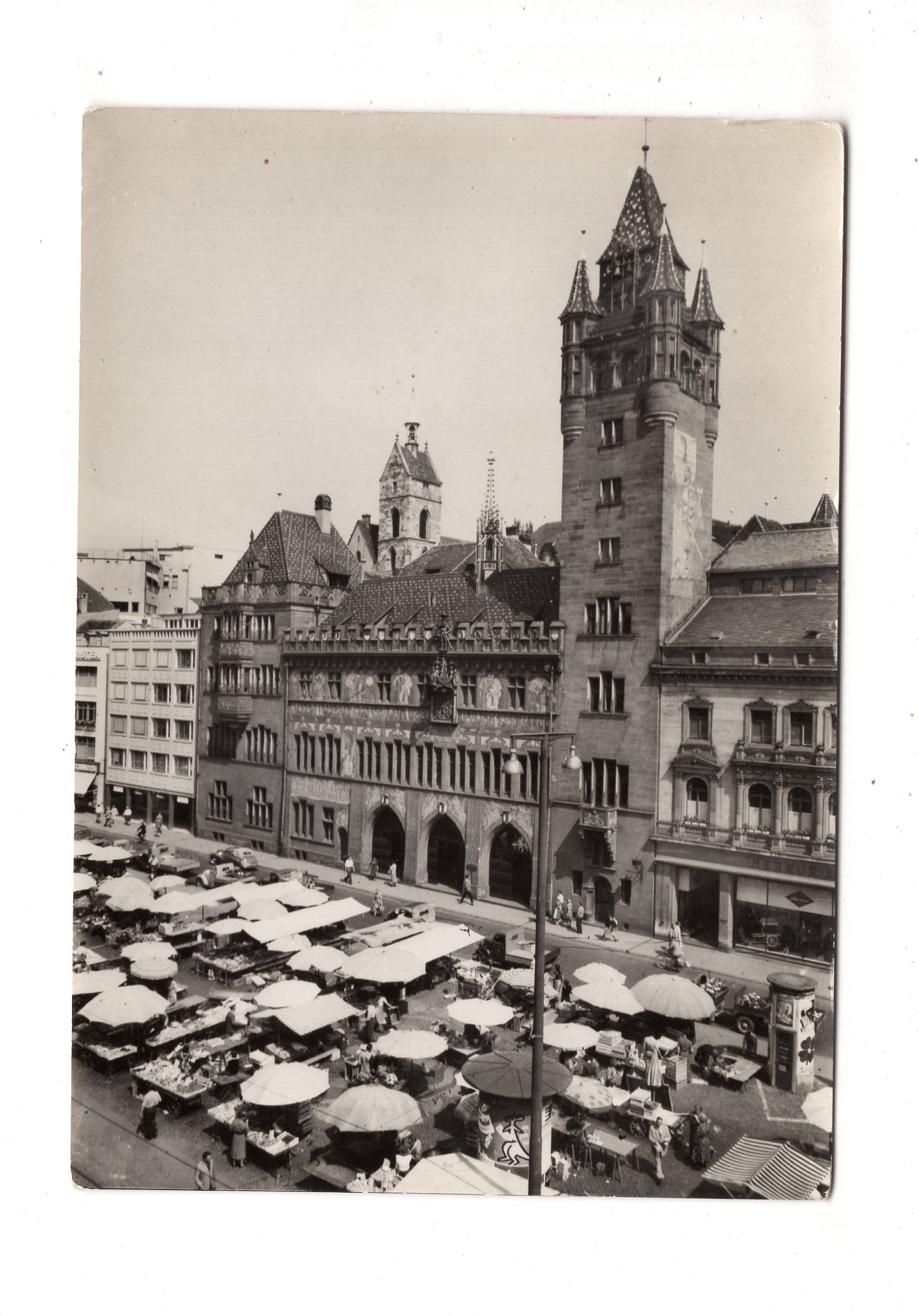 Ansichtskarte Basel / Marktplatz mit Rathaus / Schweiz