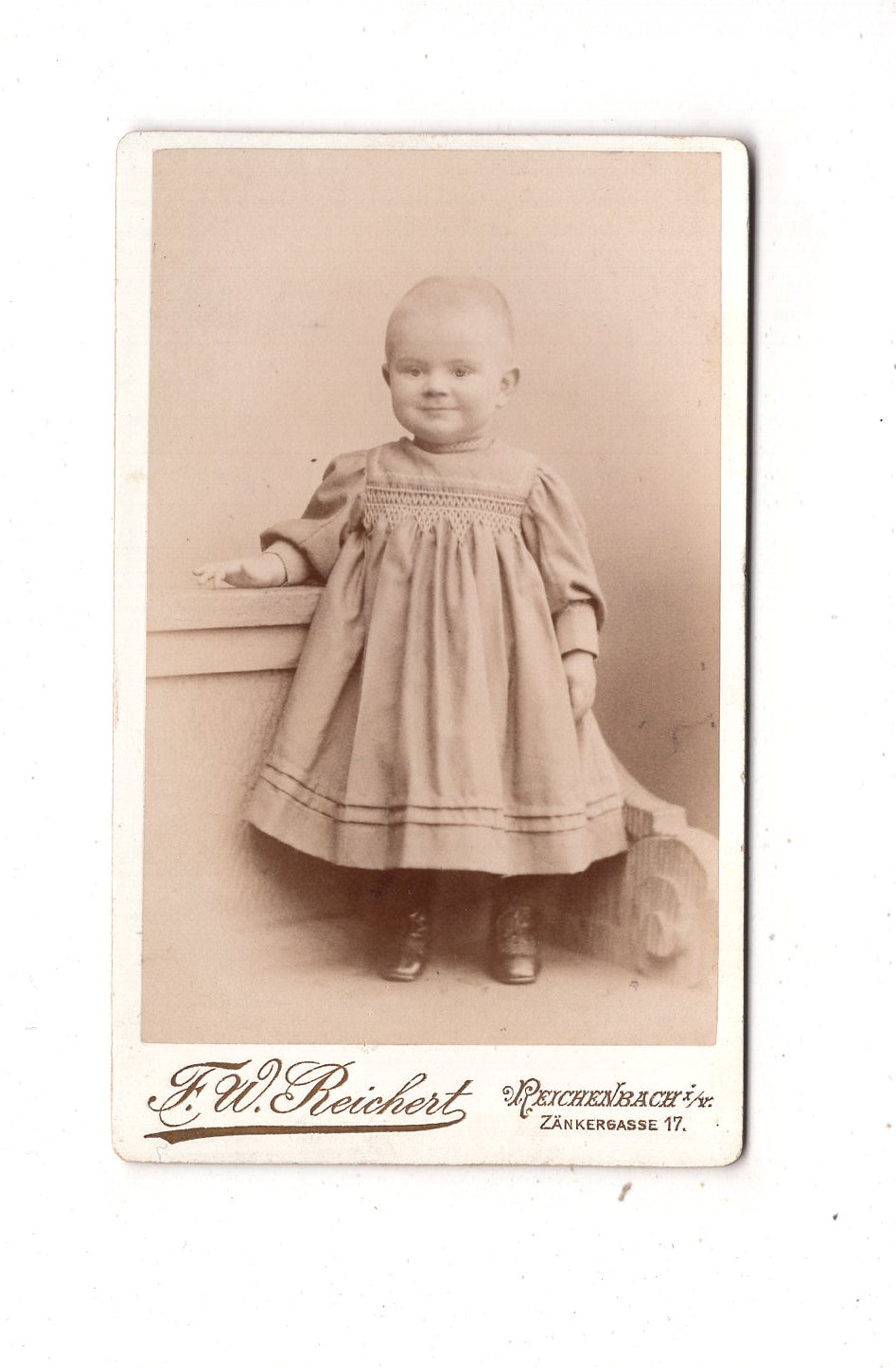 Fotografie Niedliches kleines Kind - Reichenbach 1890er / CDV M1-33