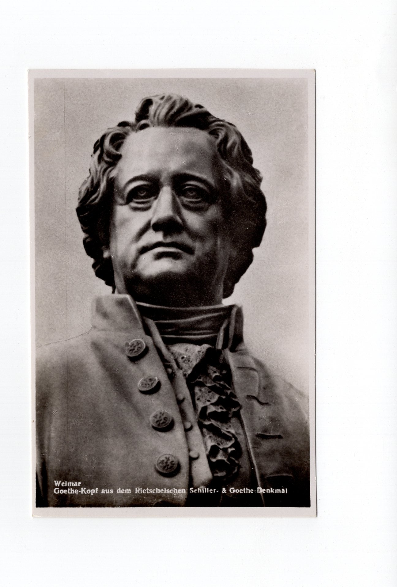 Ansichtskarte Weimar / Goethe-Kopf aus dem Schiller- & Goethe-Denkmal