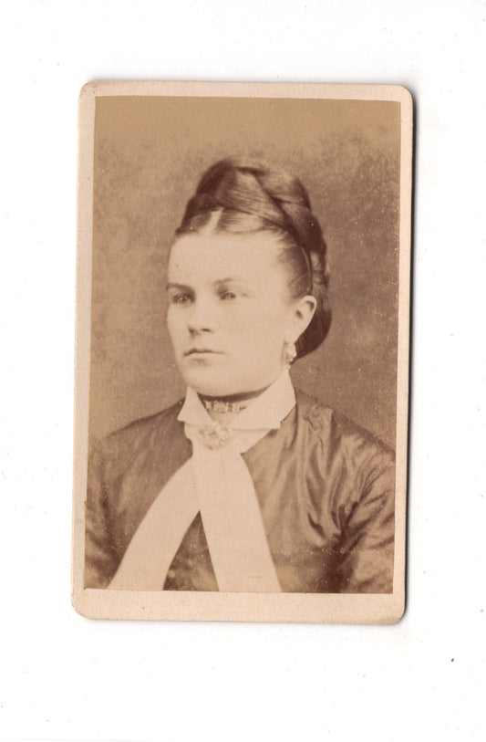 Fotografie Damenportrait - Schönberg in Holstein 1870er / CDV C1-10