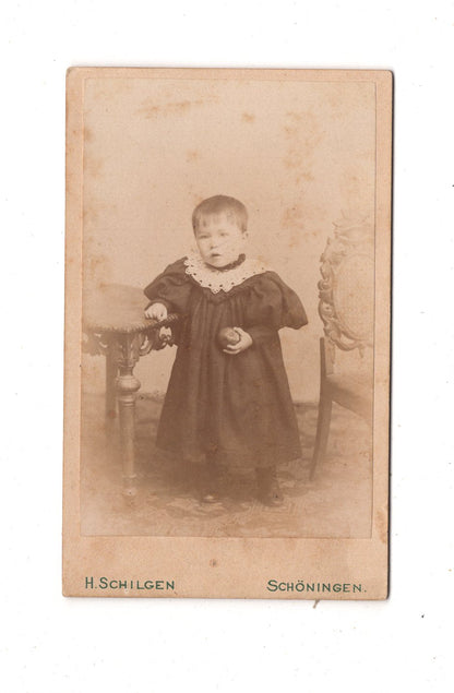 Fotografie Niedlicher kleiner Junge - Schöningen 1890er / CDV M1-13