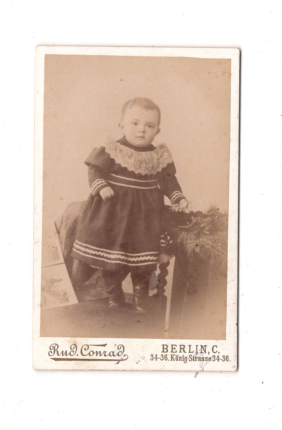Fotografie Niedlicher kleiner Junge - Berlin um 1890 / CDV M1-13