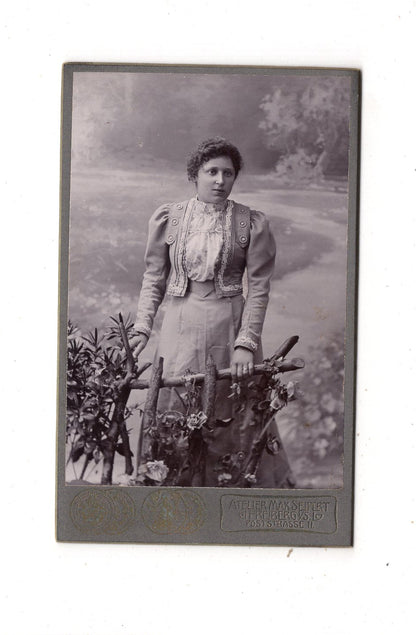 Fotografie Feine Dame - Freiberg 1900er / CDV L1-31