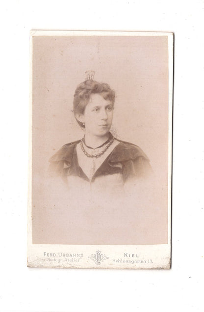 Fotografie Damenportrait - Kiel 1890er / CDV C1-10