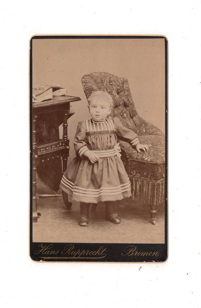 Fotografie Niedliches kleines Kind - Bremen 1880er / CDV M1-33