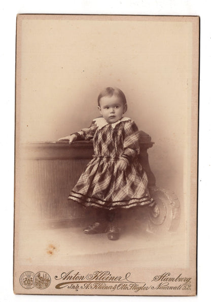Fotografie Niedliches kleines Kind - Hamburg 1890er / CAB U-32