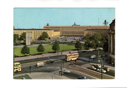 Ansichtskarte Berlin-Tempelhof / Platz der Luftbrücke