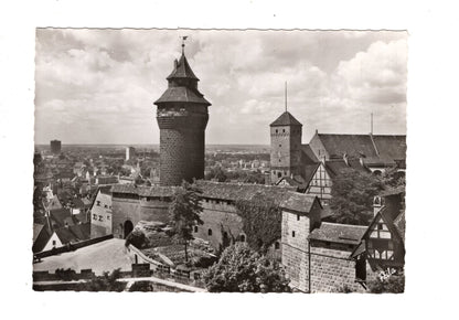 Ansichtskarte Nürnberg / Blick zur Burg / M1-53