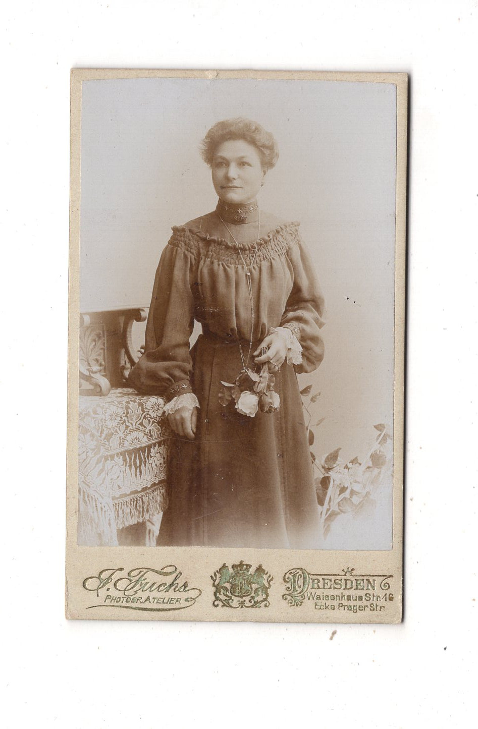 Fotografie Feine Dame - Dresden um 1900 / CDV L1-31