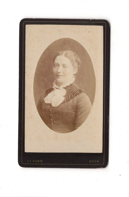 Fotografie Damenportrait - Nyon 1880er / CDV C1-10