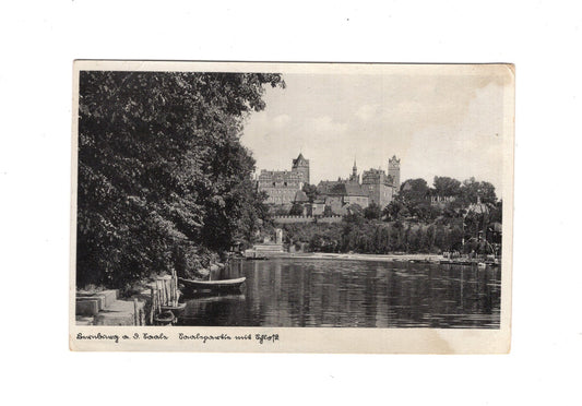 Ansichtskarte Bernburg an der Saale / Saalepartie mit Schloss