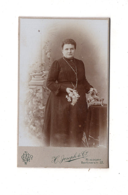Fotografie Feine Dame - Rixdorf-Berlin um 1900 / CDV L1-32