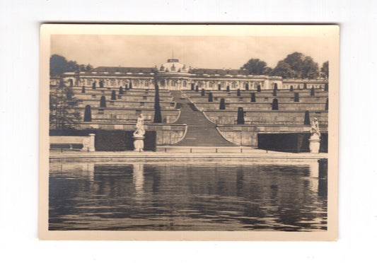 Ansichtskarte Potsdam / Gartenseite mit Terrasse des Schlosses Sanssouci