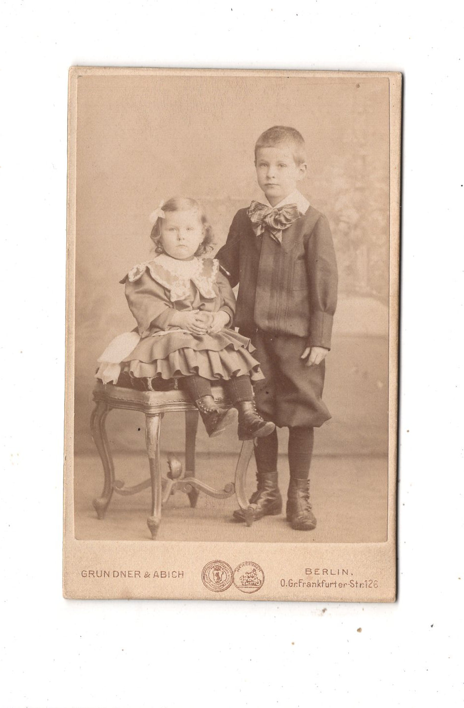 Fotografie Niedliche kleine Kinder - Berlin um 1900