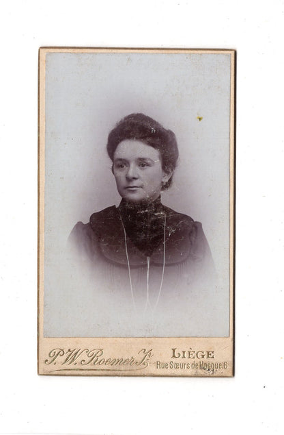 Fotografie Damenportrait - Liege Lüttich um 1900 / CDV C1-11