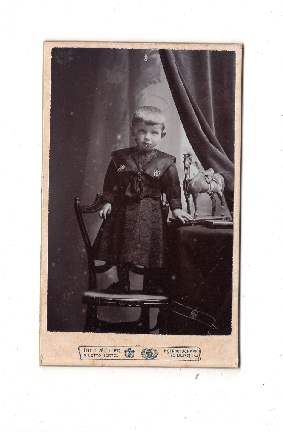 Fotografie Niedlicher kleiner Junge / Herbert Hofmann - Freiberg 1907 / CDV M1-14