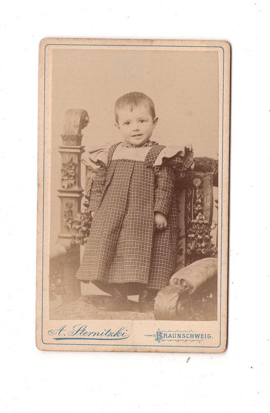 Fotografie Niedliches kleines Kind - Braunschweig 1890er / CDV M1-34